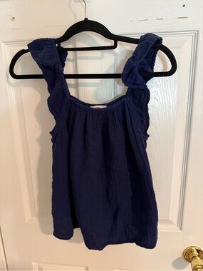 Vineyard Vines Navy Ruffle‑Strap Cotton Top – Size M
